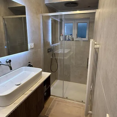 Apartament Elegant Décines-Charpieu
